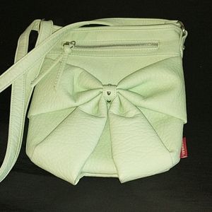 Girls Unionbay mint purse
